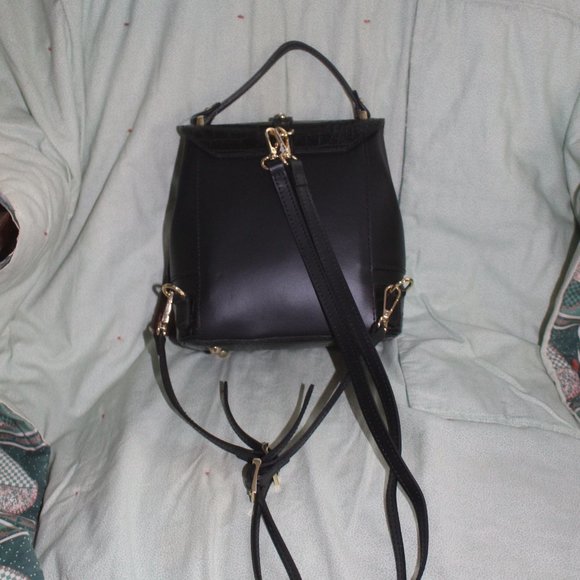 NWT House of Harlow 1960 Italy Genuine Leather Handbag Backpack Bacl To School main image 6